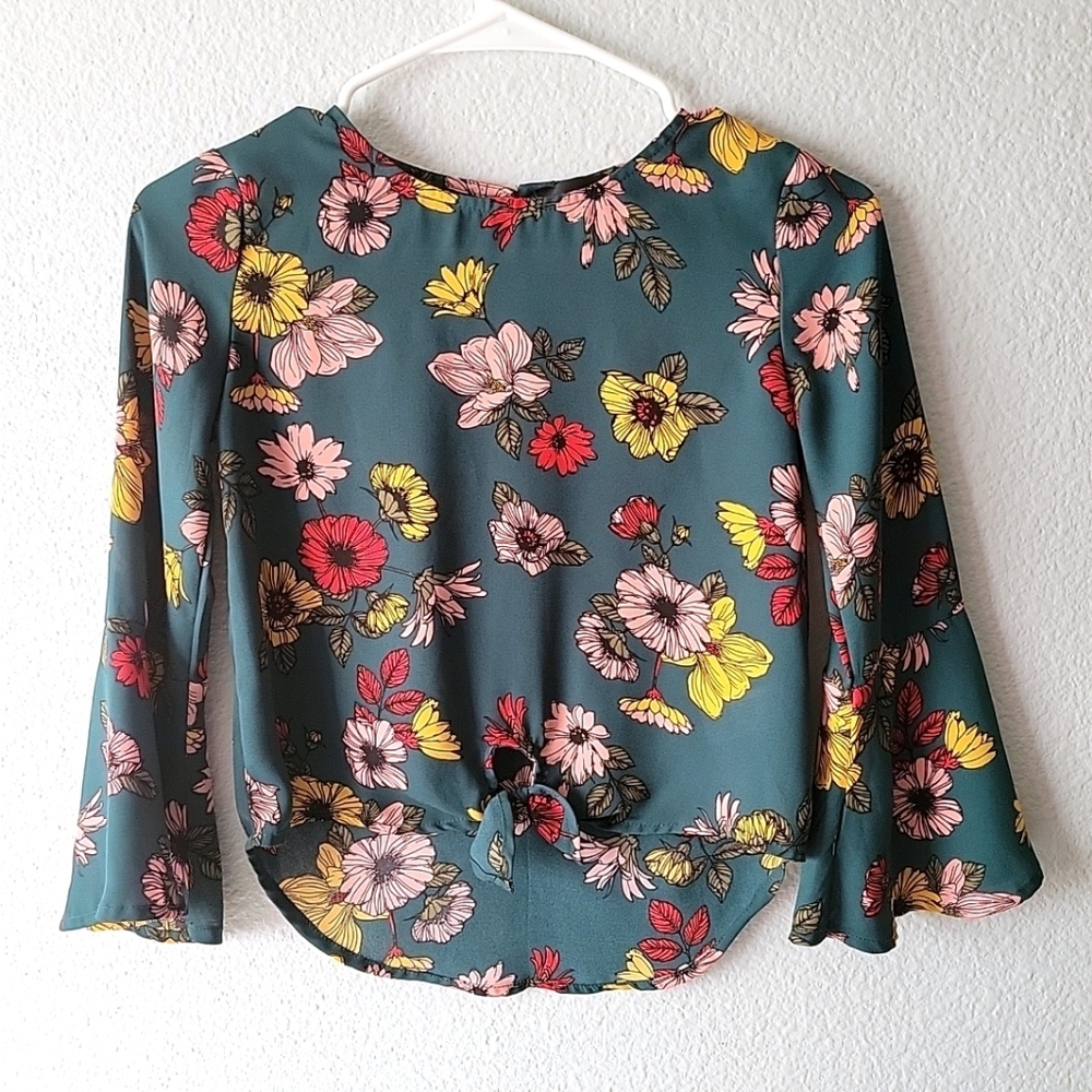 Girls 3/4 Sleeve Floral Art Top Sz 7/8